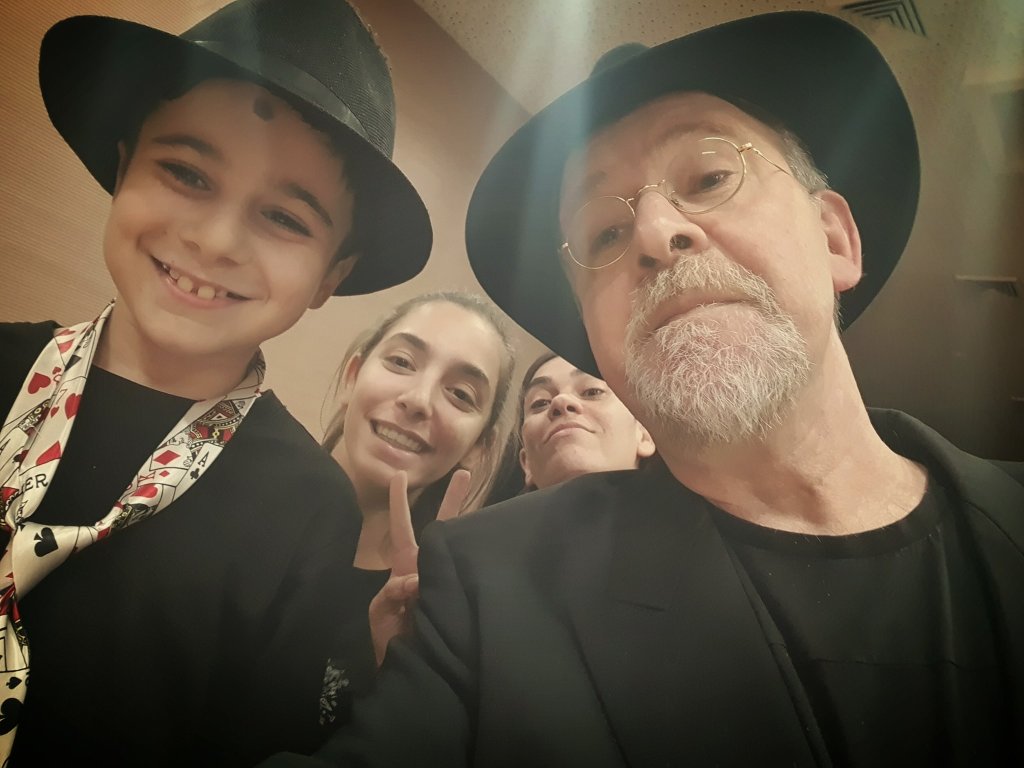 יוני קוסמוני ילד&nbsp;קסם